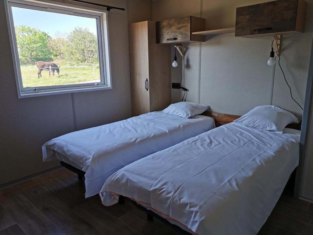 Lignières Le Village De Cottages - Le Pole Du Cheval Et De L'Ane מראה חיצוני תמונה